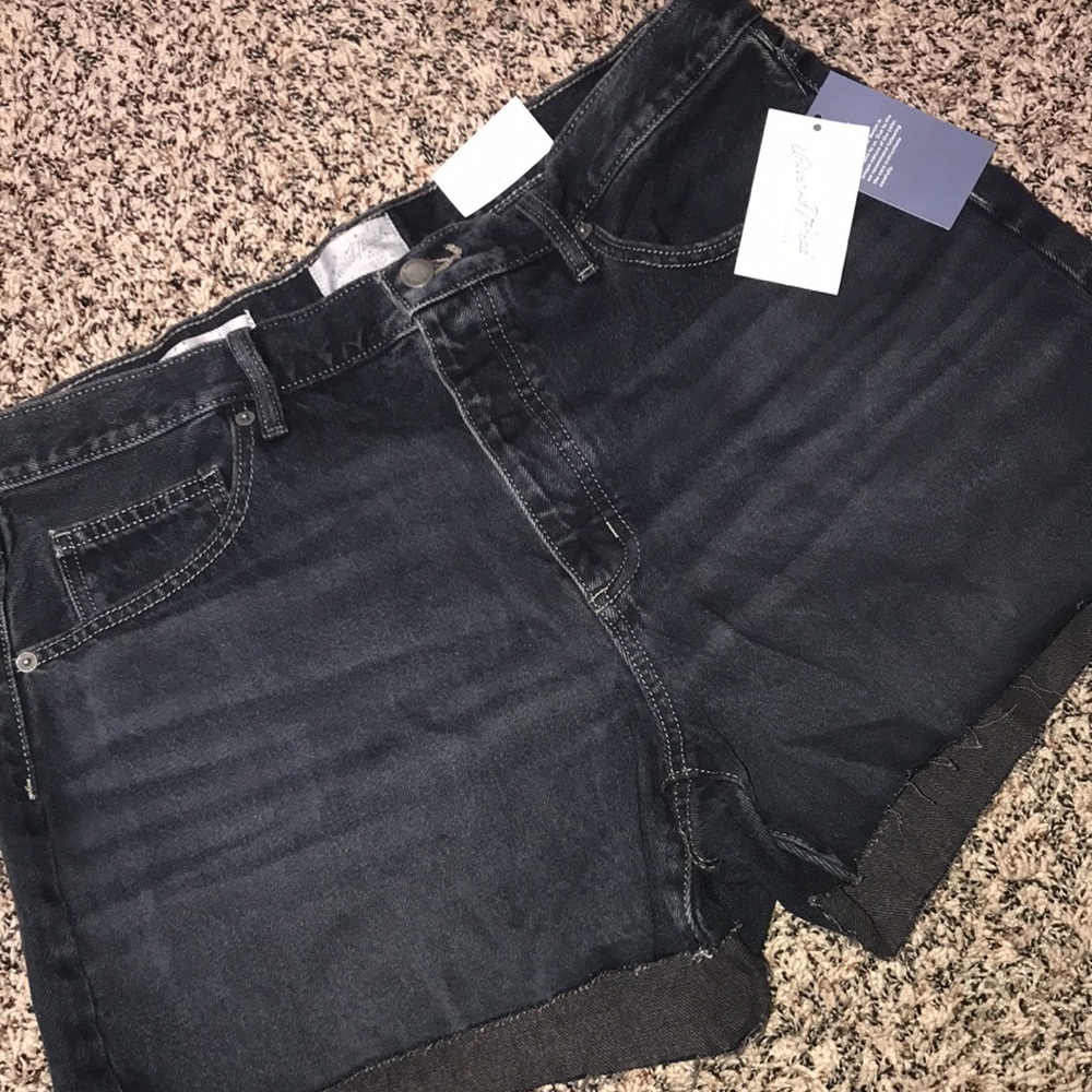 Universal Thread Women's Mid-Rise 90's Baggy Jean Shorts Black Wash | NWT! - Picture 5 of 11